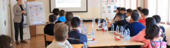 Фотографија од обука на ИЗИИС во средно училиште во Валандово